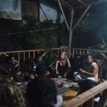 Citra Homestay Tetebatu Extérieur photo