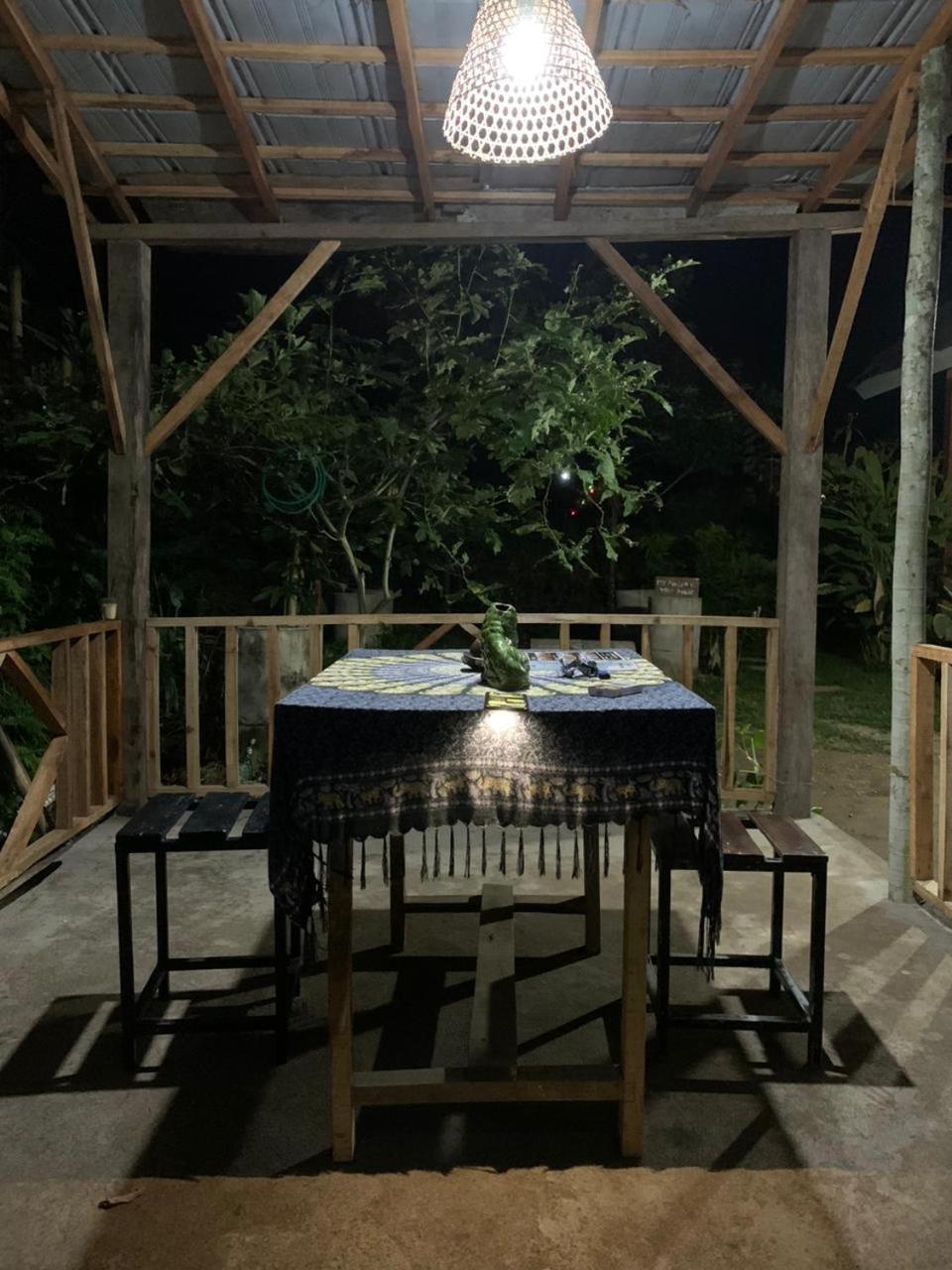 Citra Homestay Tetebatu Extérieur photo